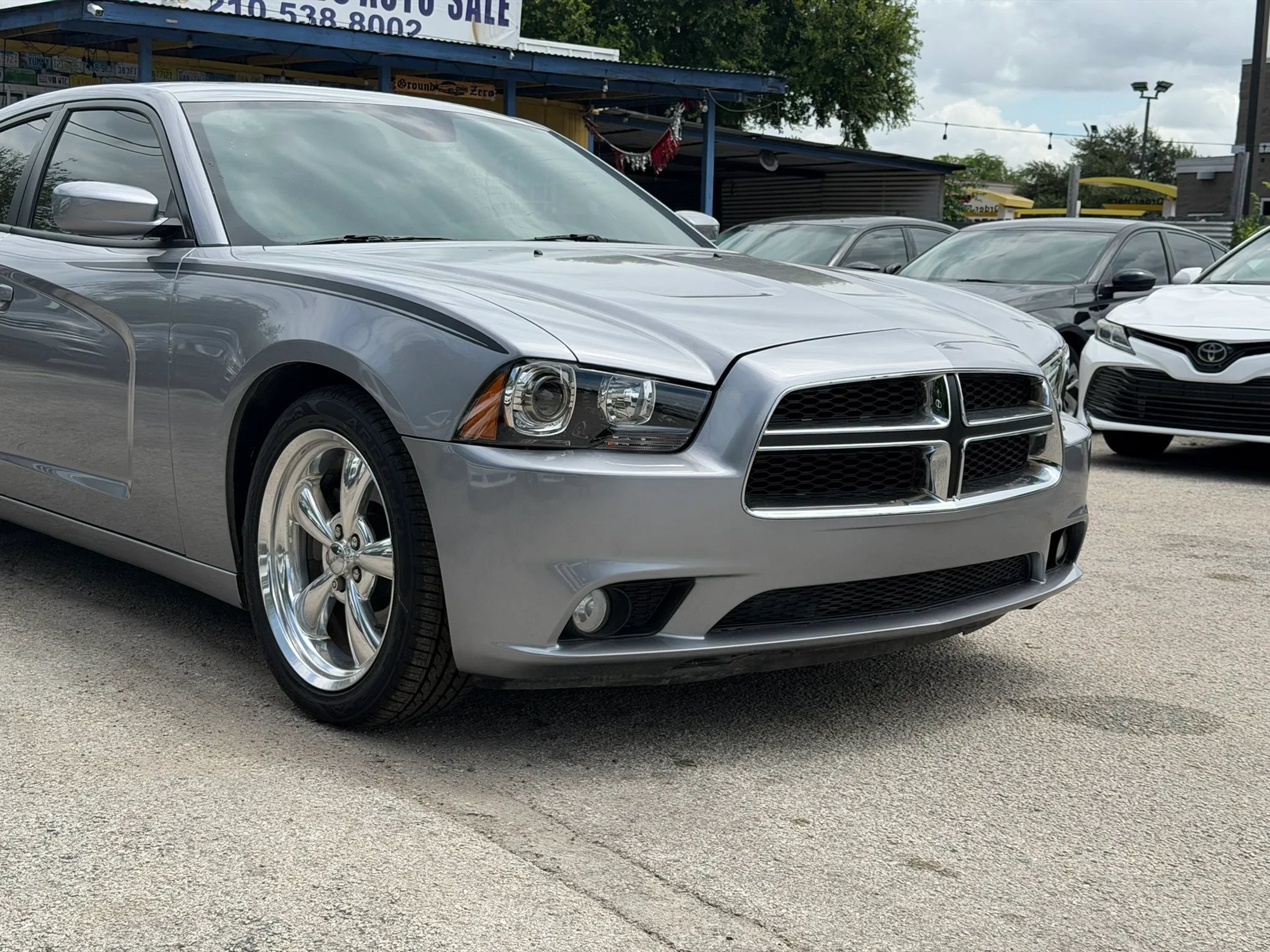 Used 2013 Dodge Charger SXT Plus RWD image 7
