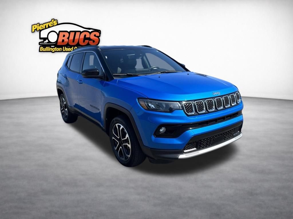 Used 2023 Jeep Compass Limited AWD/4WD image 7