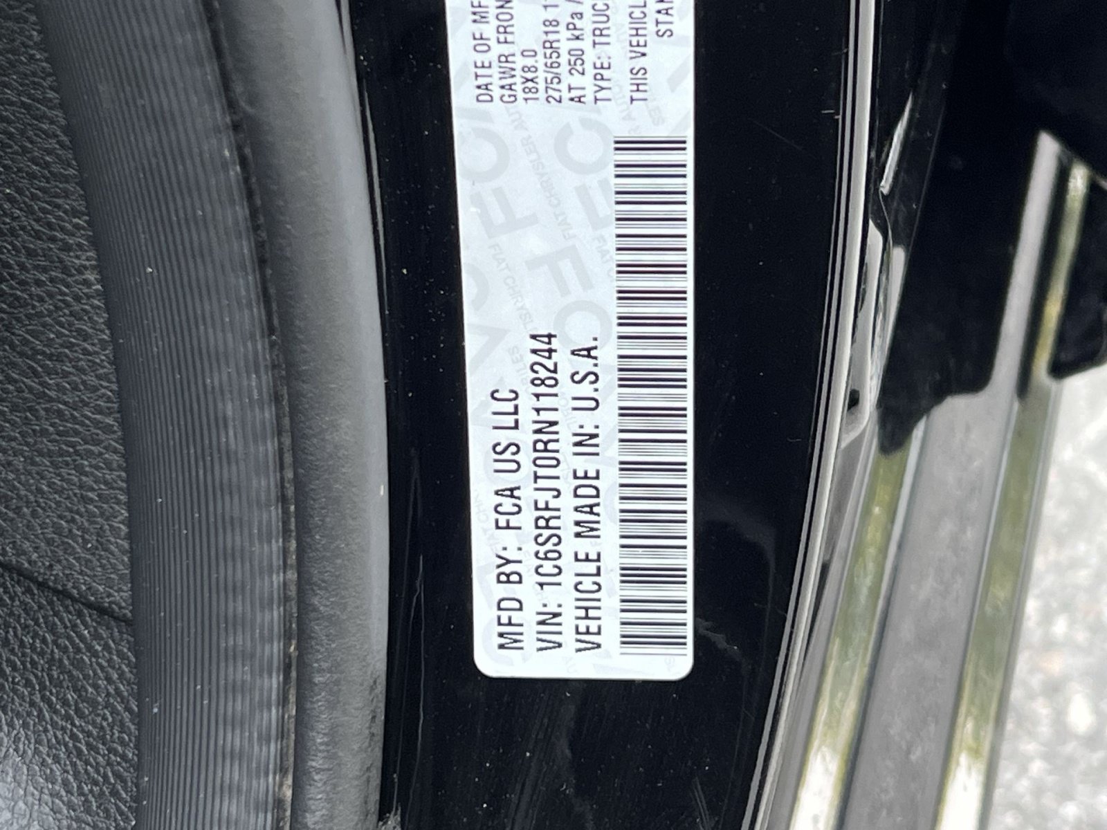 Used 2024 RAM 1500 Laramie AWD/4WD image 44