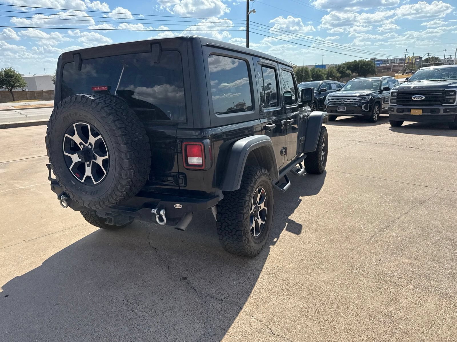 Used 2022 Jeep Wrangler Unlimited Rubicon AWD/4WD image 7