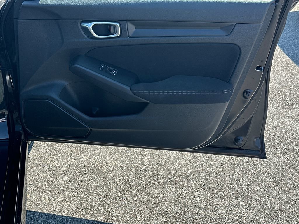 Used 2023 Honda Civic Sport image 14