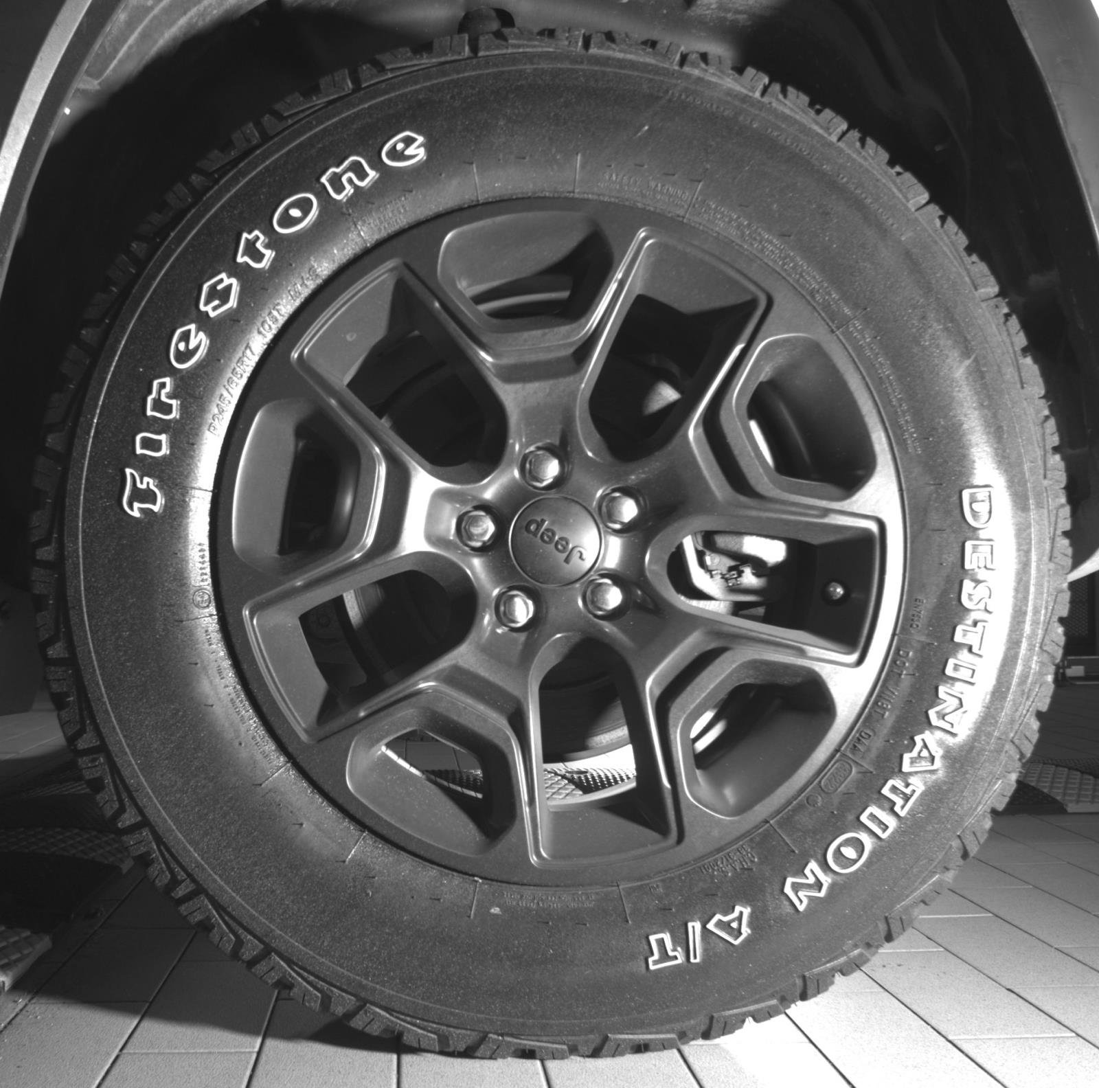 Used 2022 Jeep Cherokee Latitude AWD/4WD image 13