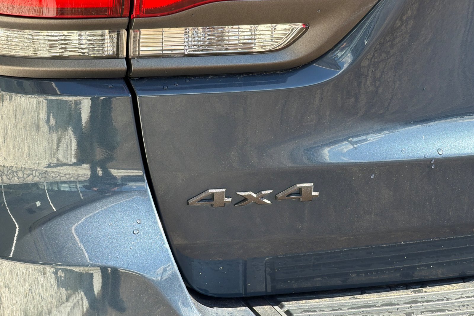 Used 2020 Jeep Grand Cherokee High Altitude AWD/4WD image 8