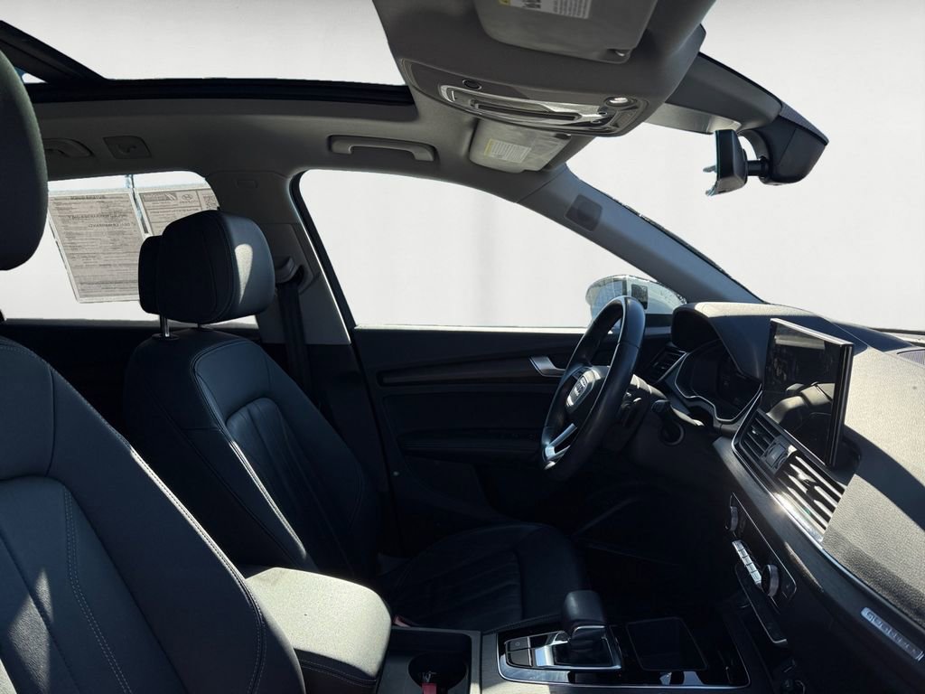 Used 2023 Audi Q5 2.0T Premium Plus w/ Premium Plus Package image 16