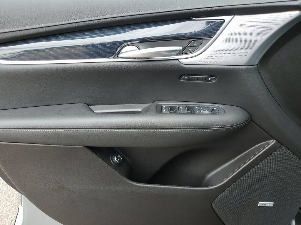 Certified 2024 Cadillac XT5 Premium Luxury FWD image 23