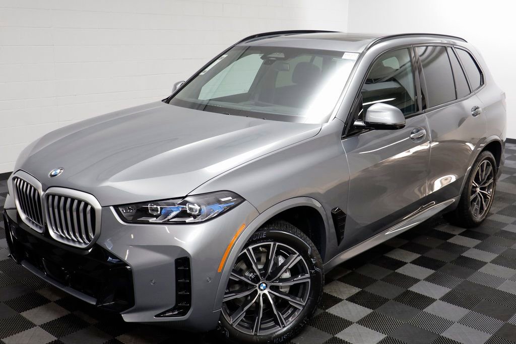 New 2026 BMW X5 xDrive40i w/ Executive Package AWD/4WD image 2