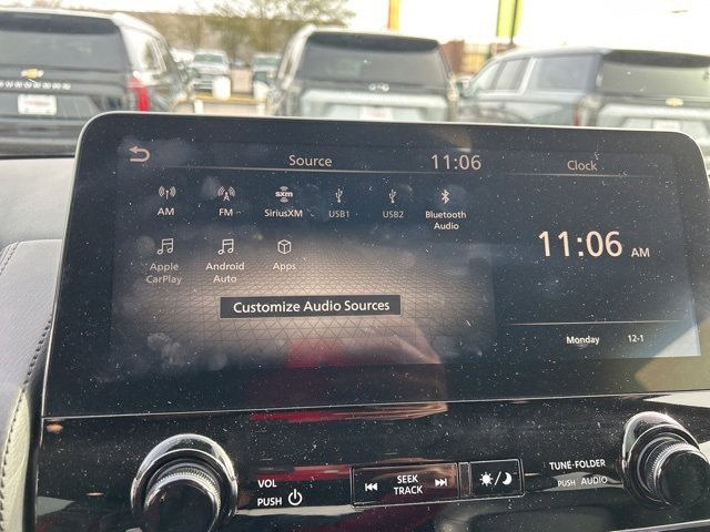 Used 2024 Nissan Armada SL w/ Captain's Chairs Package image 26