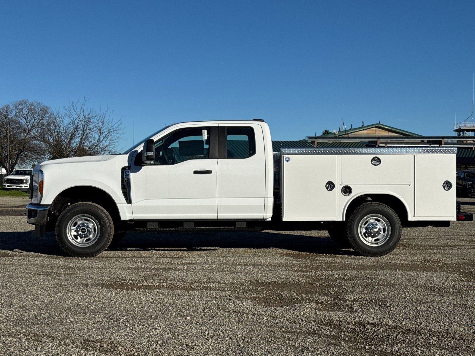 New 2026 Ford F250 XL w/ XL Chrome Package image 7
