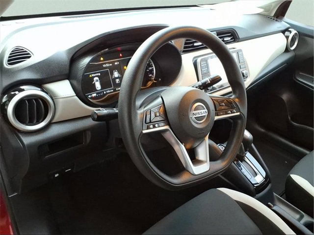 Used 2021 Nissan Versa SV image 13