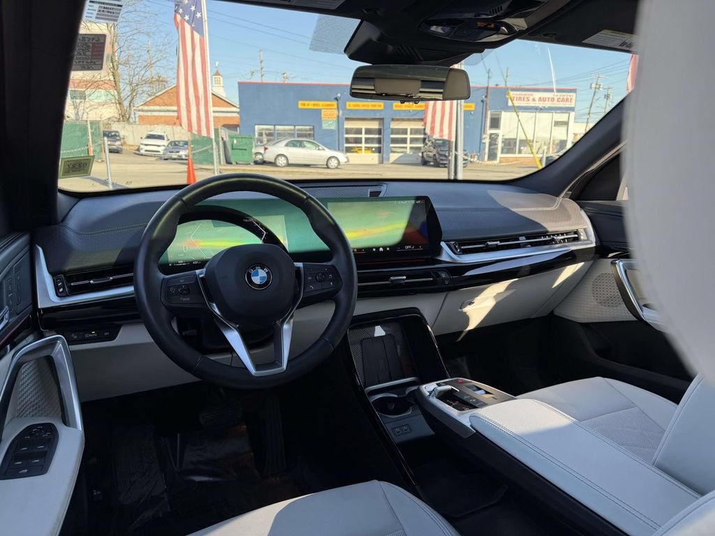 Used 2026 BMW X2 xDrive28i AWD/4WD image 21