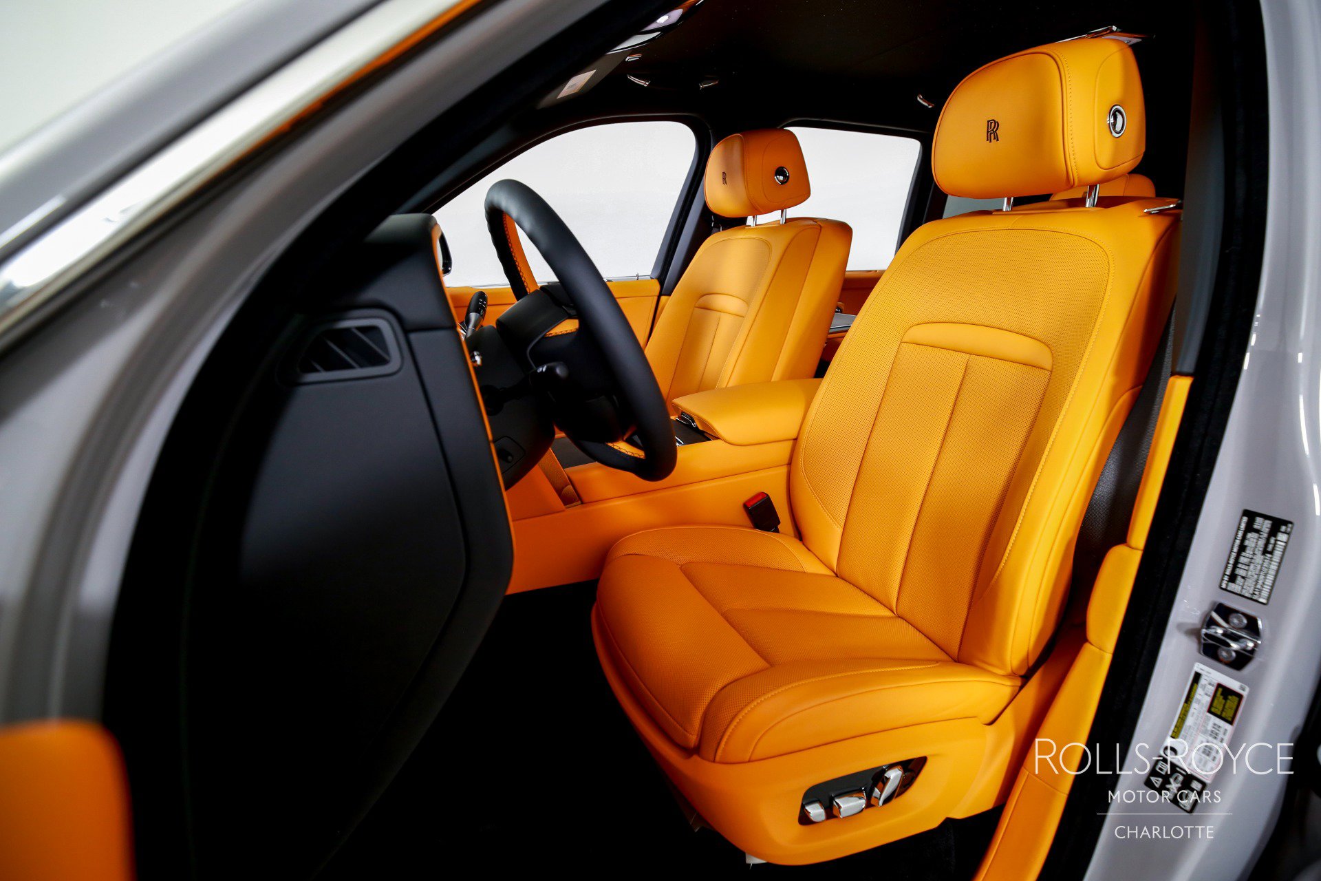 New 2026 Rolls-Royce Cullinan image 13