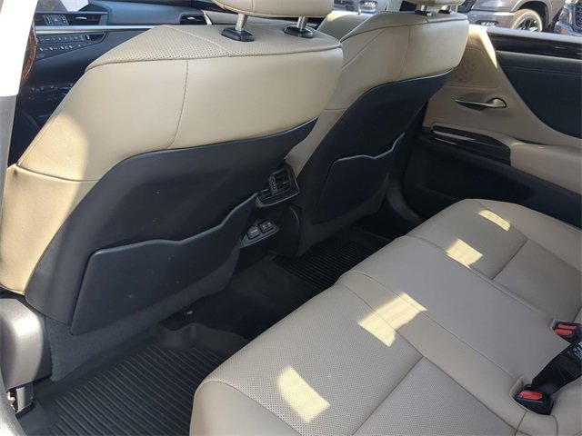 Used 2021 Lexus ES 350 w/ Premium Package image 17