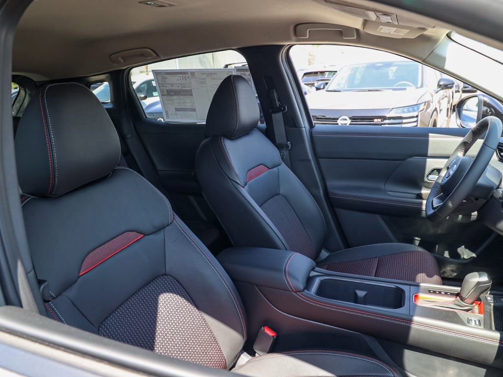 New 2026 Nissan Kicks SR FWD image 21