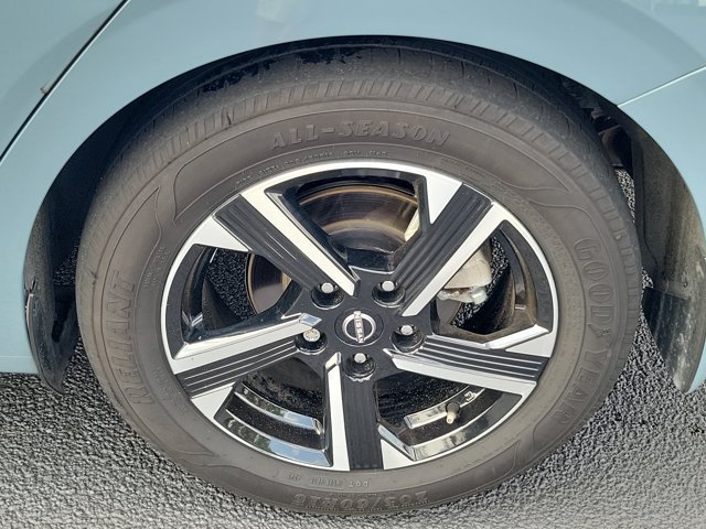 Certified 2025 Nissan Sentra SV FWD image 8