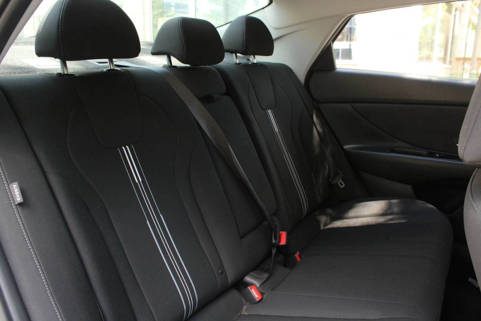 Used 2025 Hyundai Elantra SEL FWD image 23