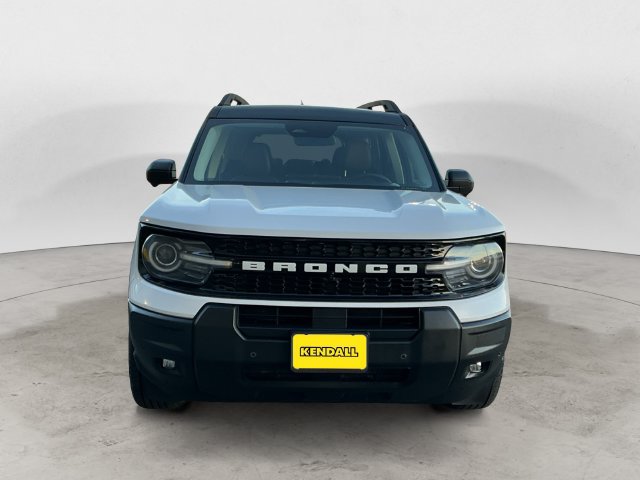 Used 2025 Ford Bronco Sport Outer Banks w/ Outer Banks Tech Package+ AWD/4WD image 2