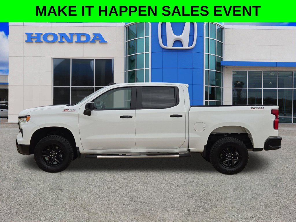 Used 2024 Chevrolet Silverado 1500 LT Trail Boss AWD/4WD image 6