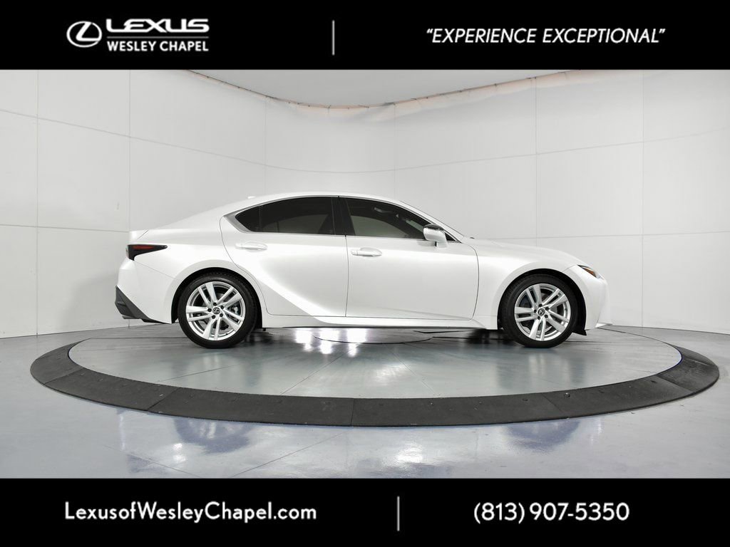 Used 2025 Lexus IS 300 w/ Comfort Package RWD image 4
