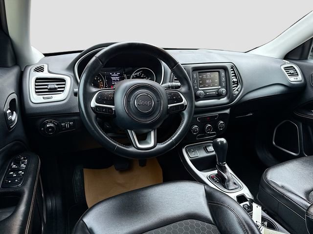 Used 2018 Jeep Compass Latitude image 21