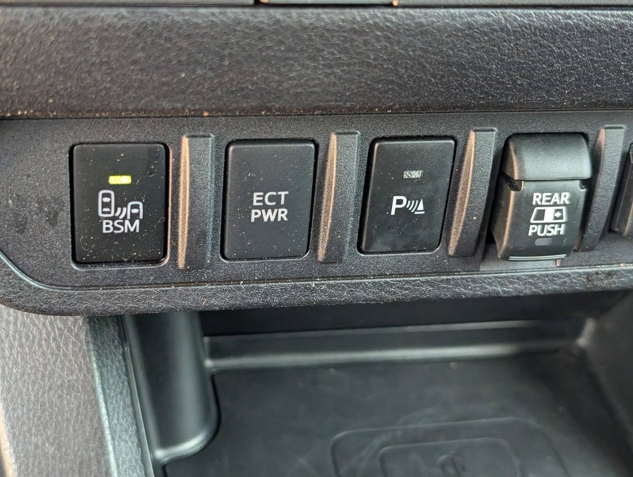 Used 2021 Toyota Tacoma TRD Off-Road w/ Technology Package AWD/4WD image 20
