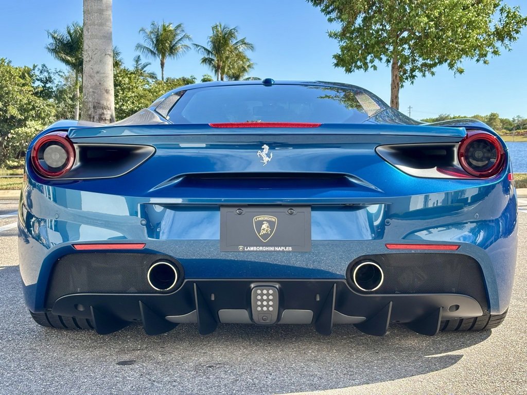 Used 2019 Ferrari 488 GTB image 8