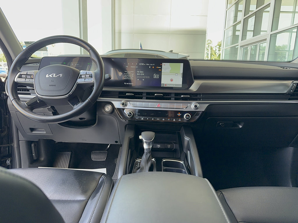 Used 2023 Kia Telluride LX FWD image 30