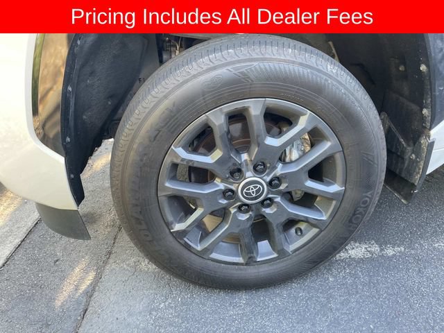 Used 2024 Toyota Sequoia Platinum AWD/4WD video 2