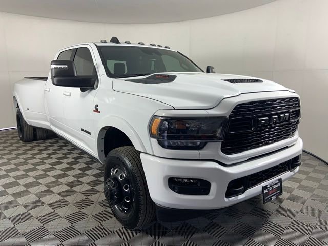 Used 2024 RAM 3500 Limited w/ Night Edition AWD/4WD image 1