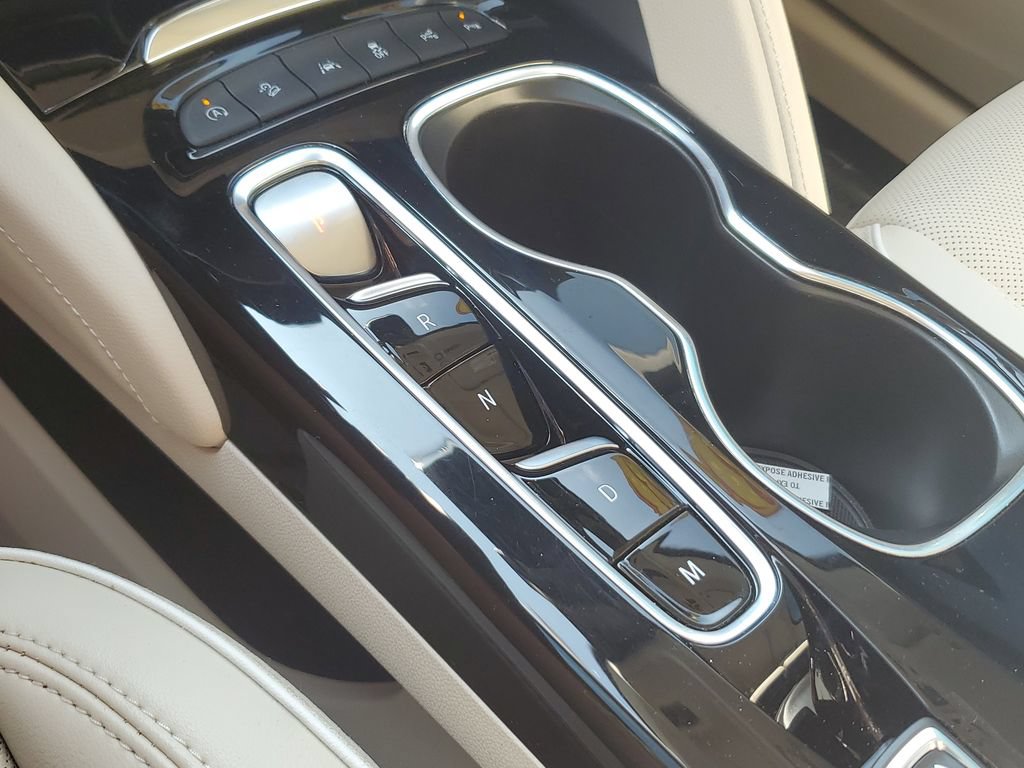Used 2023 Buick Envision Avenir AWD/4WD image 29