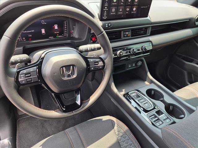 New 2026 Honda Pilot Sport image 3