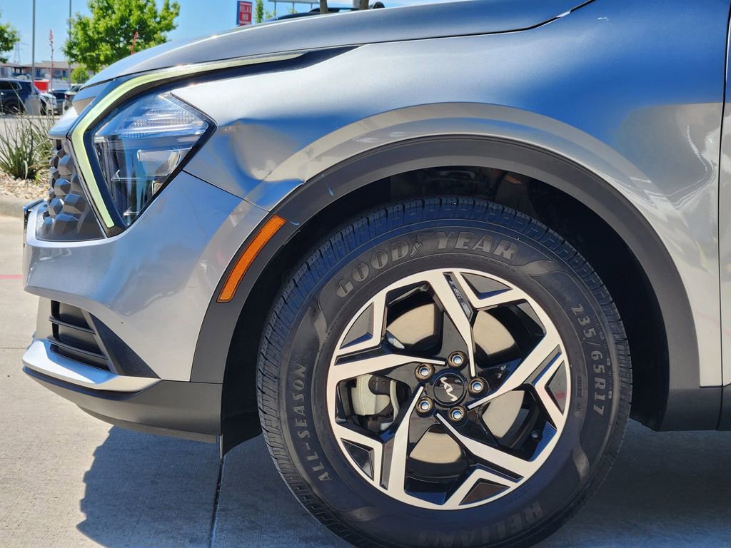 Certified 2023 Kia Sportage LX image 8