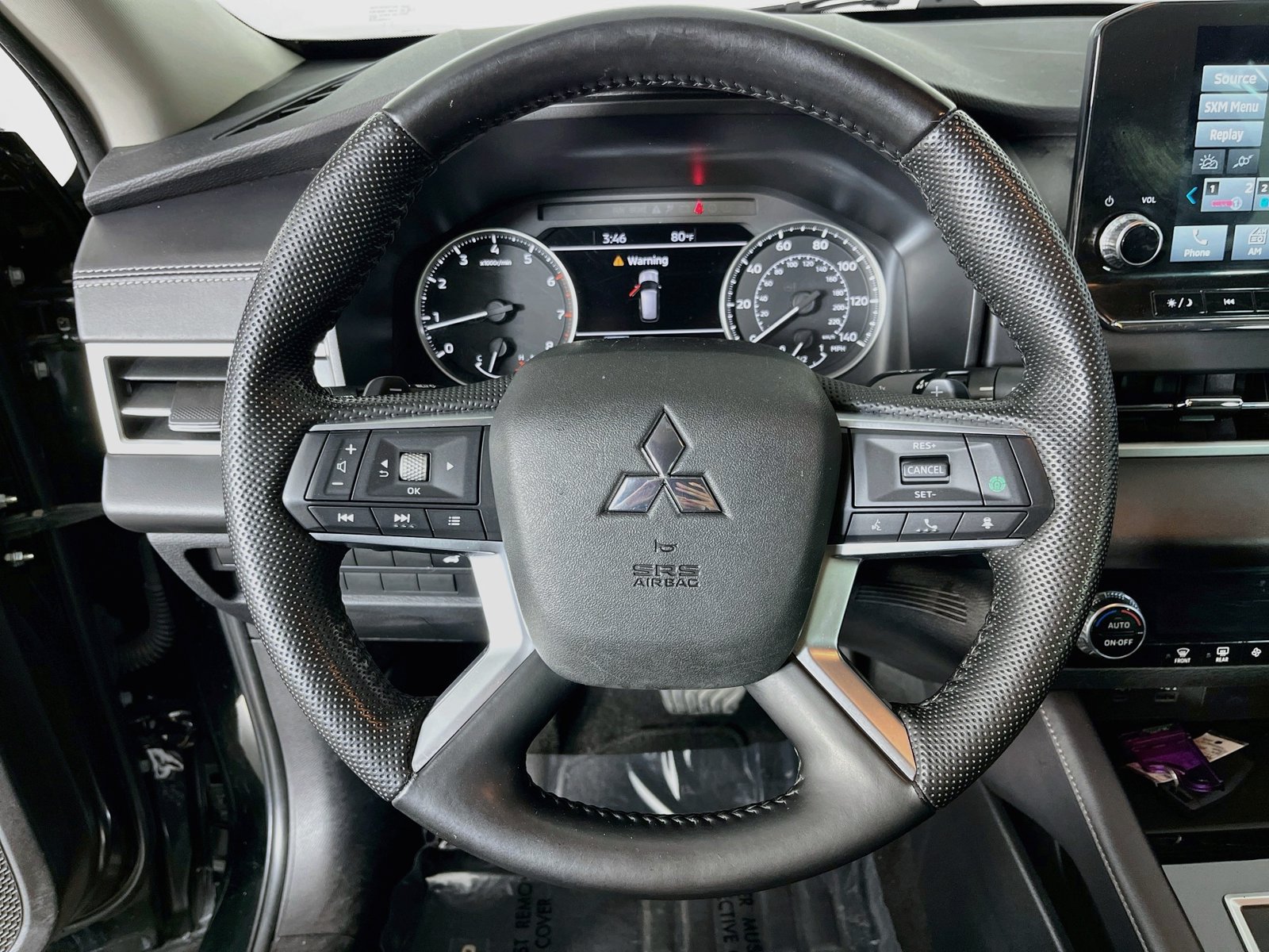 Used 2023 Mitsubishi Outlander SE AWD/4WD image 12