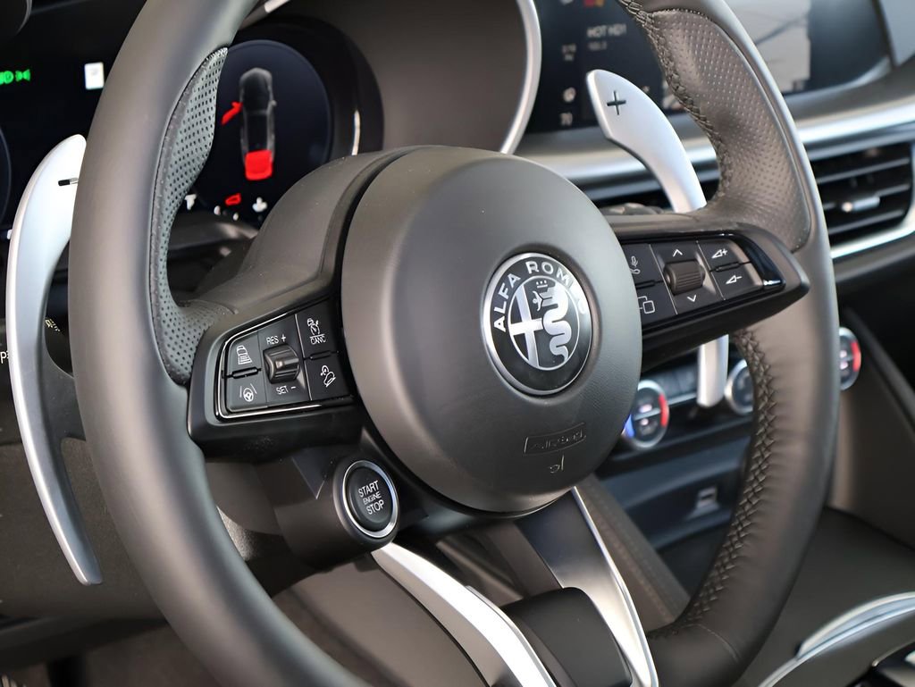 New 2025 Alfa Romeo Stelvio Sprint image 20