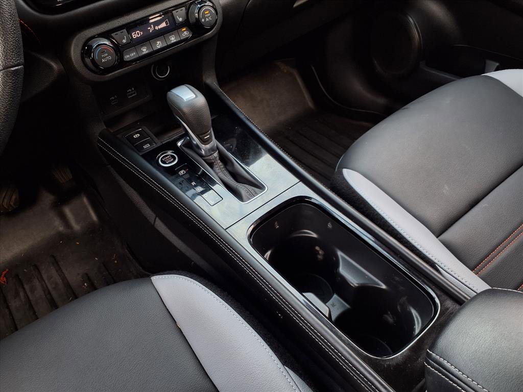 Certified 2023 Nissan Kicks SR w/ SR Premium Package image 18