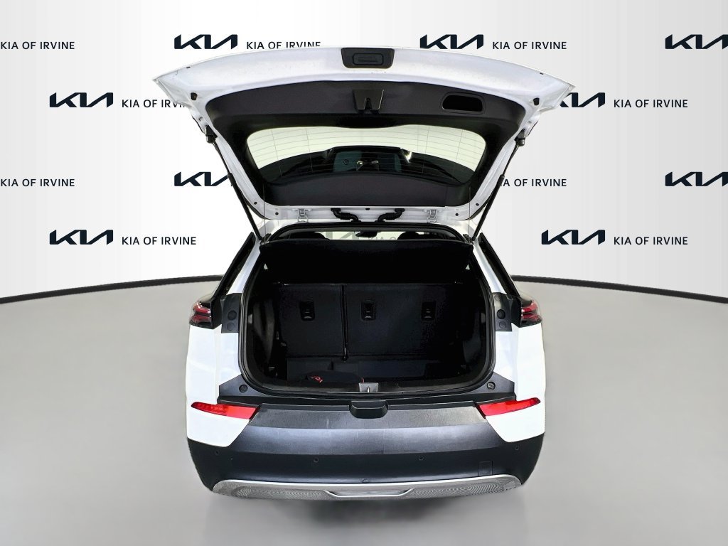 Used 2023 Chevrolet Bolt EUV Premier w/ Sun & Sound Package FWD image 26