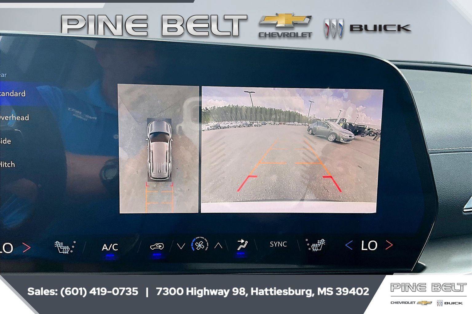 New 2026 Chevrolet Traverse LT w/ Driver Confidence Package image 15