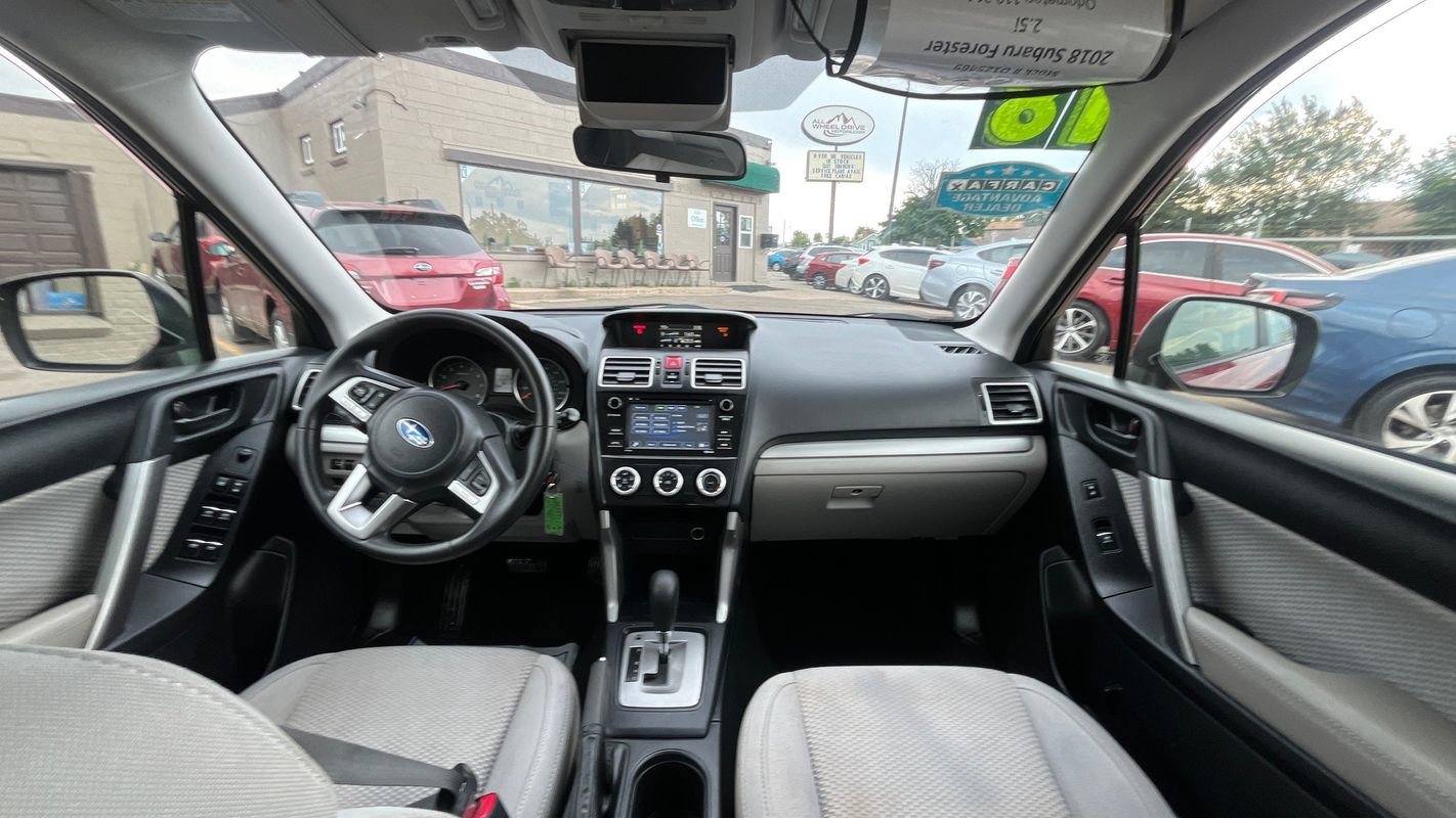 Used 2018 Subaru Forester 2.5i w/ Alloy Wheel Package AWD/4WD image 16