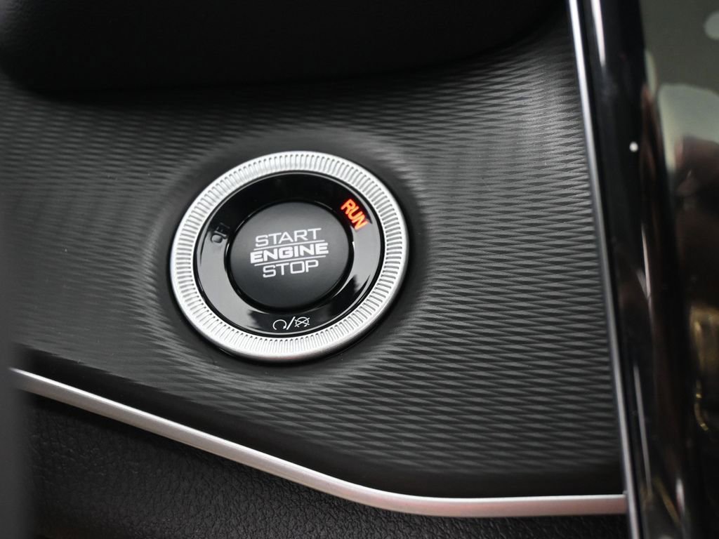 New 2026 Jeep Grand Cherokee Laredo X image 21