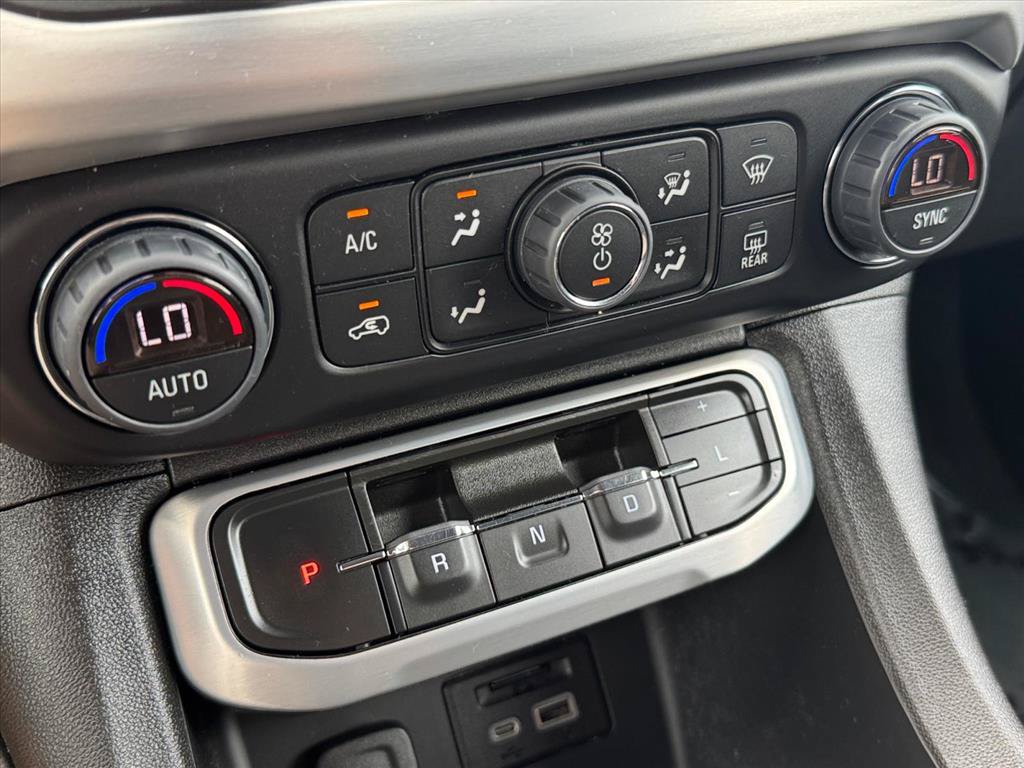 Used 2022 GMC Acadia SLT w/ Elevation Edition AWD/4WD image 23