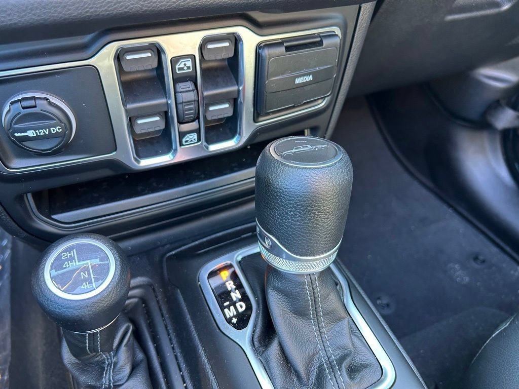 New 2026 Jeep Gladiator Sport AWD/4WD image 15