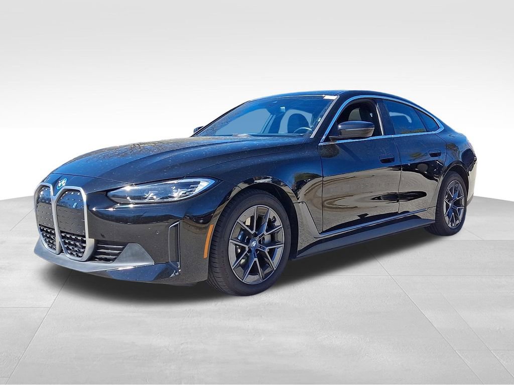 Used 2023 BMW i4 eDrive40 w/ Premium Package image 3