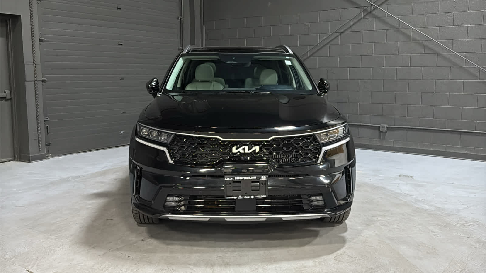Used 2023 Kia Sorento SX Prestige w/ Panoramic Sunroof Package AWD/4WD image 2