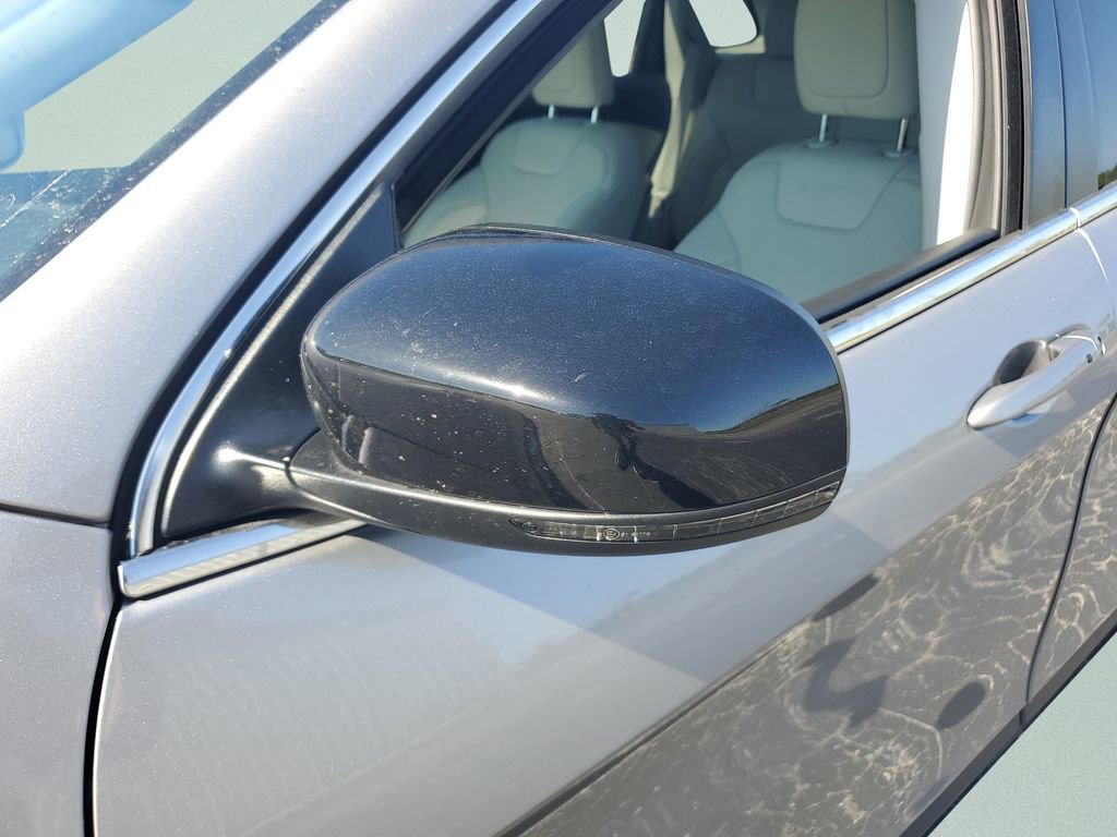 Used 2022 Jeep Cherokee Latitude Lux AWD/4WD image 28