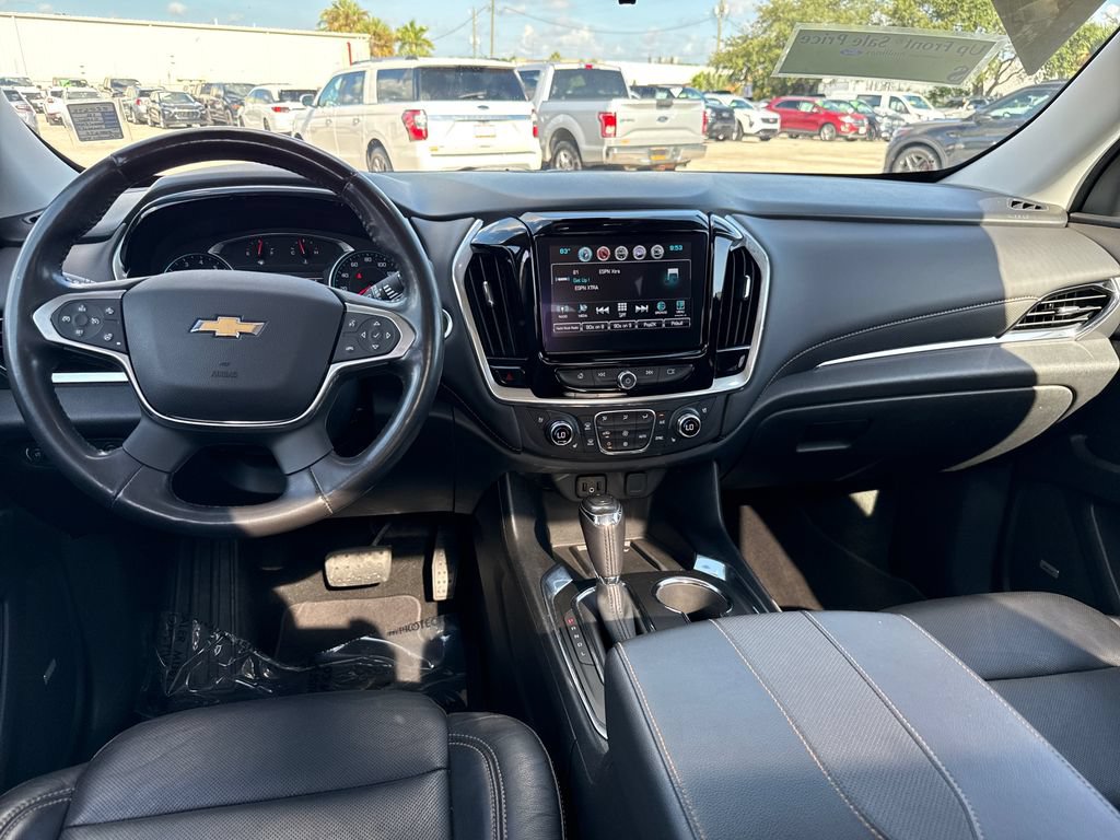 Used 2018 Chevrolet Traverse Premier w/ Redline Edition FWD image 5