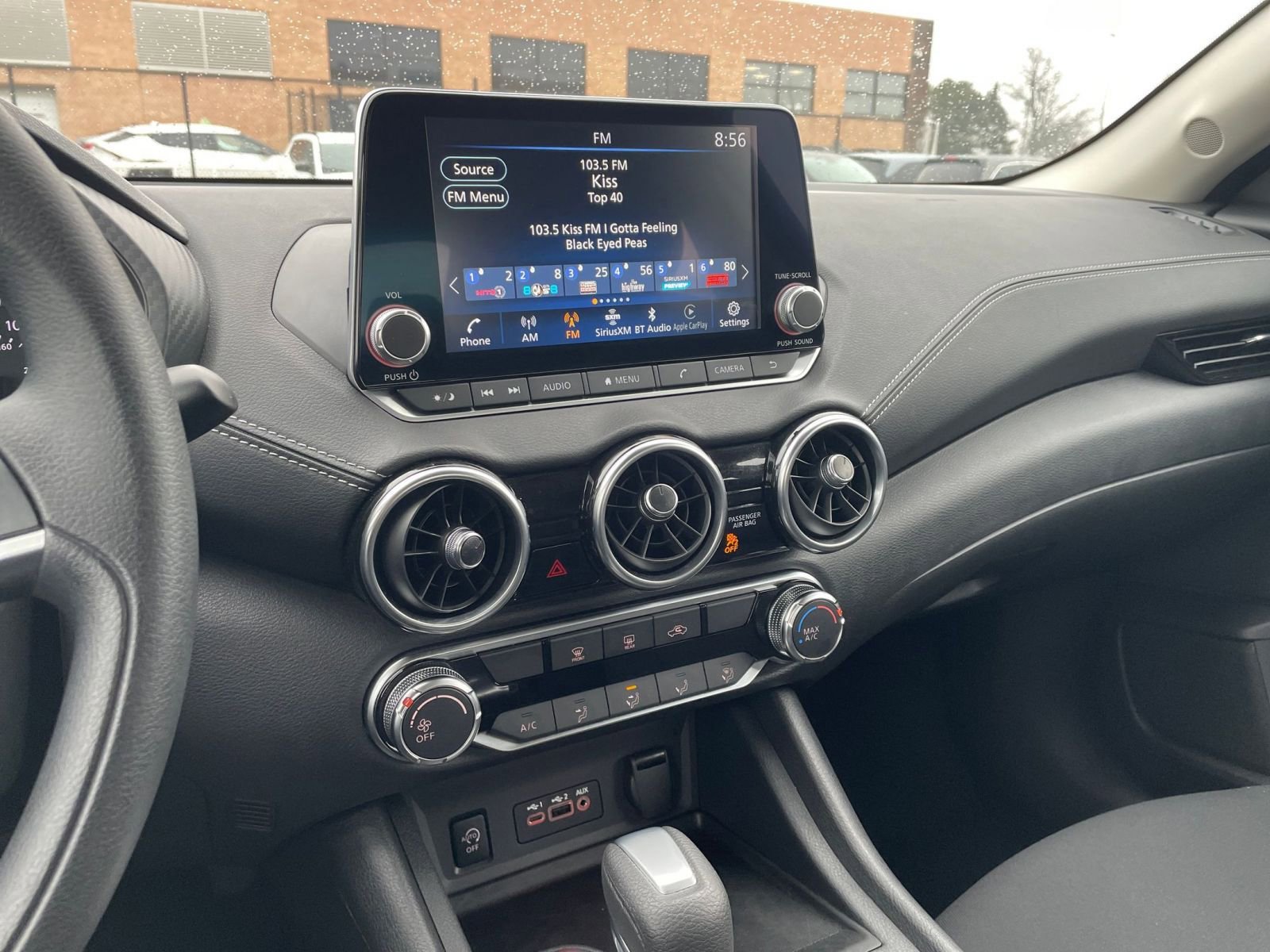 Used 2025 Nissan Sentra SV image 17