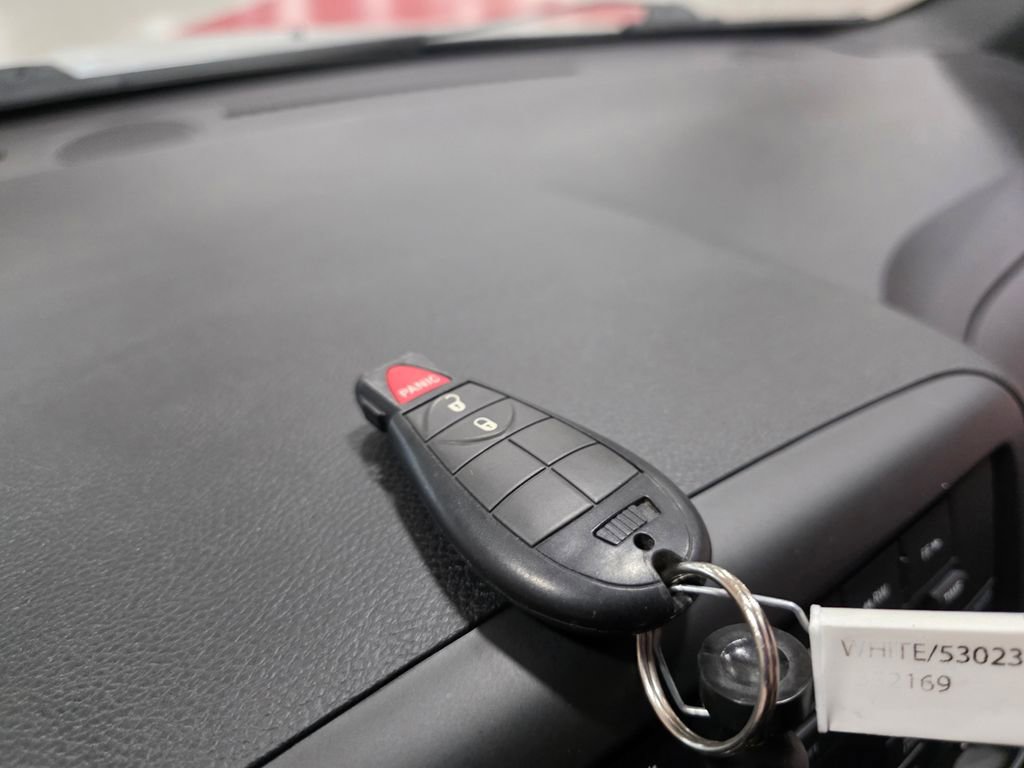 Used 2016 Dodge Grand Caravan SE FWD image 20