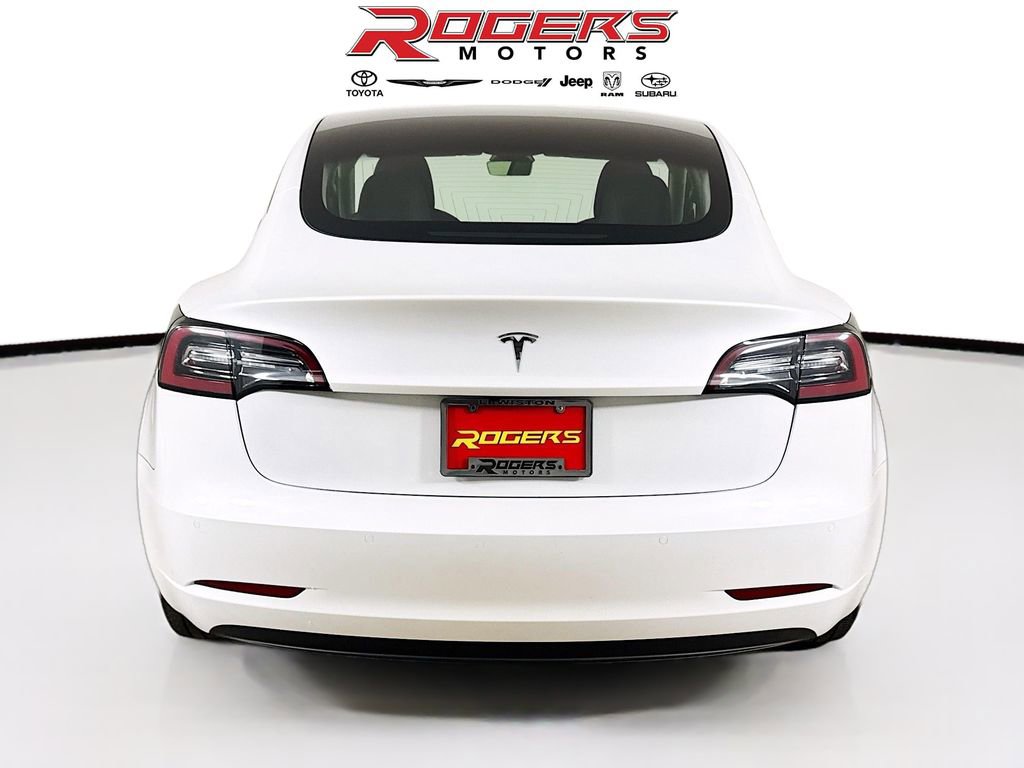 Used 2020 Tesla Model 3 Standard Range RWD image 7