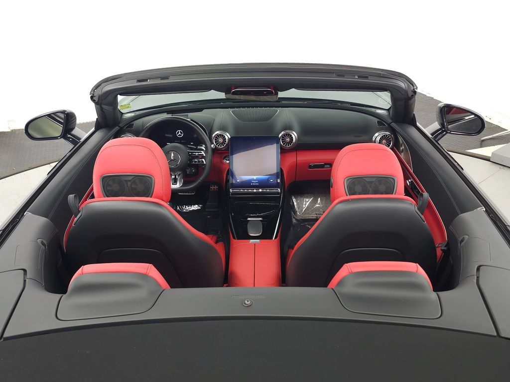 Certified 2024 Mercedes-Benz SL 63 AMG 4MATIC w/ Manufactur Interior Package image 26