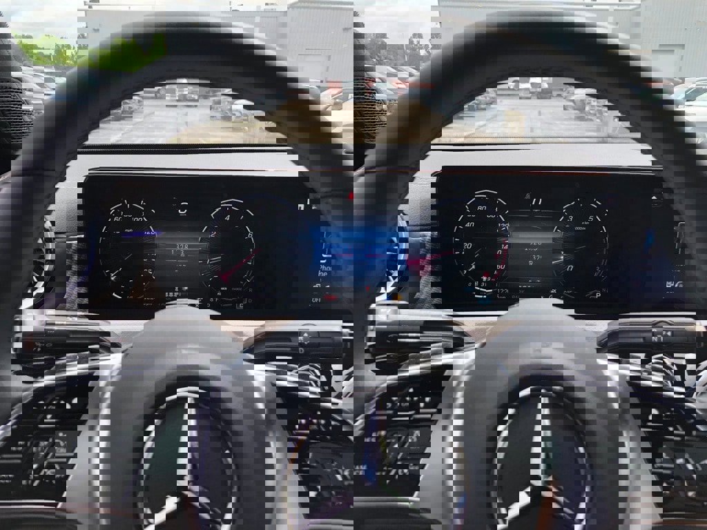 New 2025 Mercedes-Benz CLA 250 4MATIC image 18