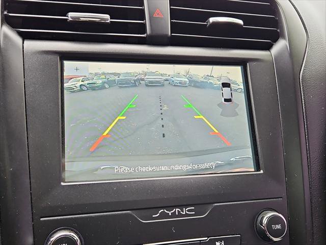 Used 2020 Ford Fusion SE w/ Equipment Group 151A image 15